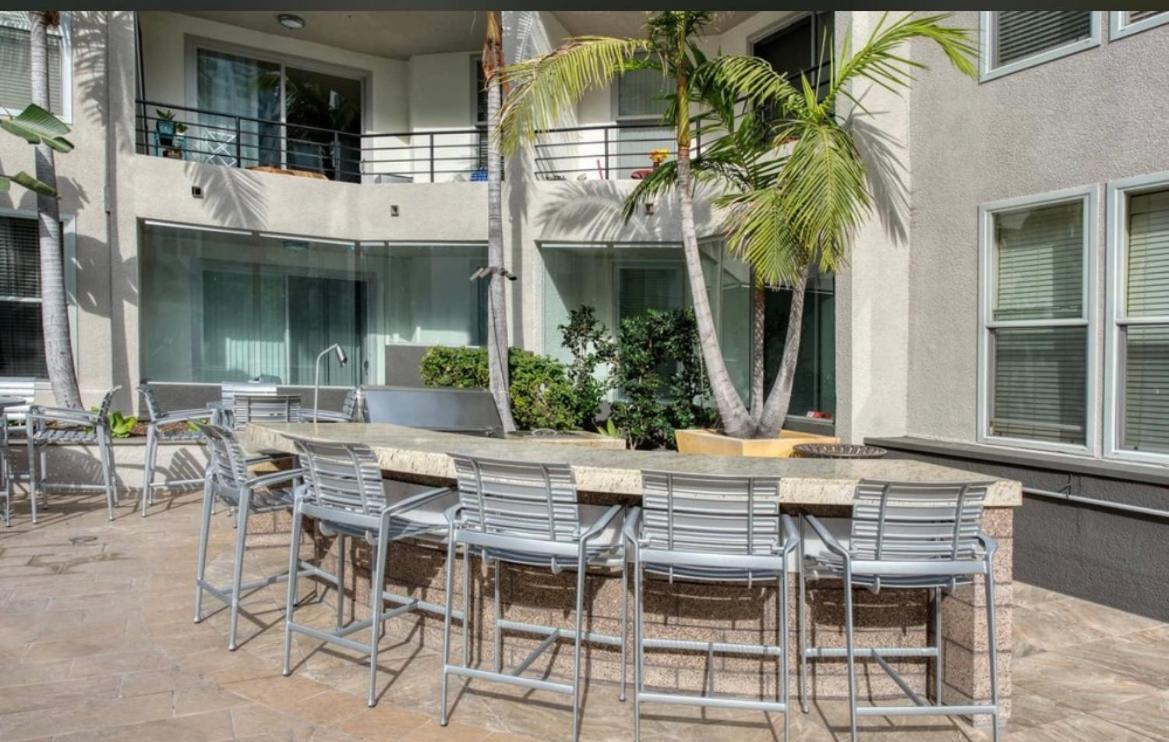 Nautical 2 Bedroom With Beautiful Ocean Views Apartment Los Angeles