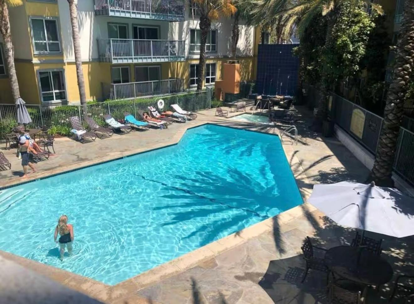 Nautical 2 Bedroom With Beautiful Ocean Views * Los Angeles